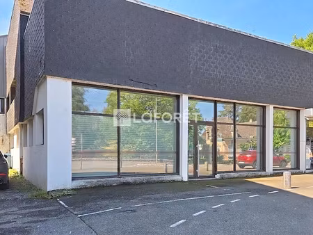 vente commerce 9 pièces 186 m² orthez (64300)