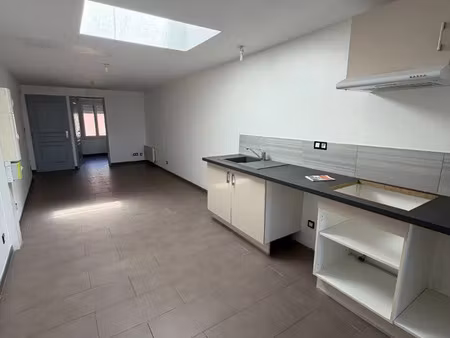 location appartement 2 pièces 49 m² à saint-just-en-chaussée (60130)