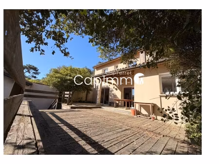 villa de luxe à vendre dans le quartier centre cap ferret