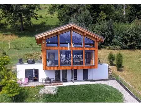 chalet de luxe à vendre dans le quartier sud-saint roch