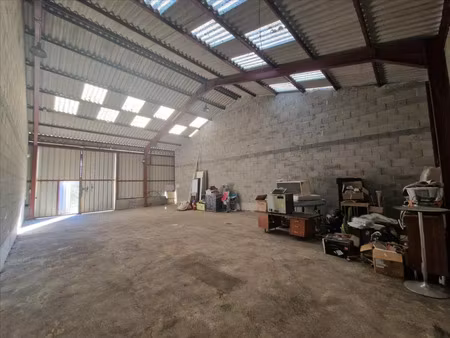 location local industriel 1 pièce 150 m² à riom (63200)