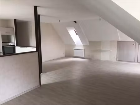 location appartement 4 pièces 78 m² à riom (63200)