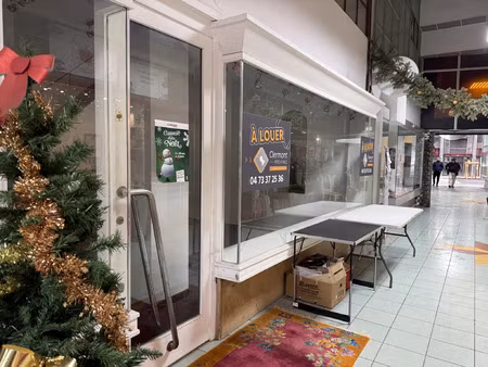 location commerce 50 m² à clermont-ferrand (63000)