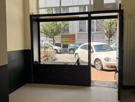 location commerce 20 m² à bayonne (64100)