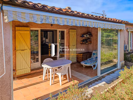villa de luxe à vendre dans le quartier les bouteillers