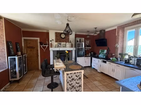 vente maison 5 pièces 155 m² à guémené-sur-scorff (56160)  148 500 €