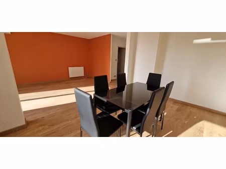 location appartement 3 pièces 76.74 m² à gignac-la-nerthe (13180)  1 061 €