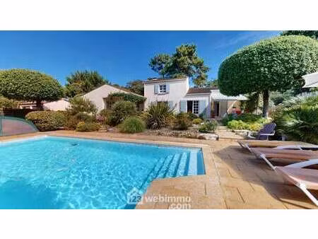 vente maison piscine à jard-sur-mer (85520) : à vendre piscine / 127m² jard-sur-mer