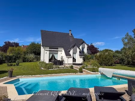 piscine / parc arbore de 4300m2 / parfait etat