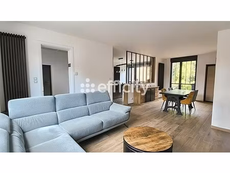 maison 6 pièces - 121 m²