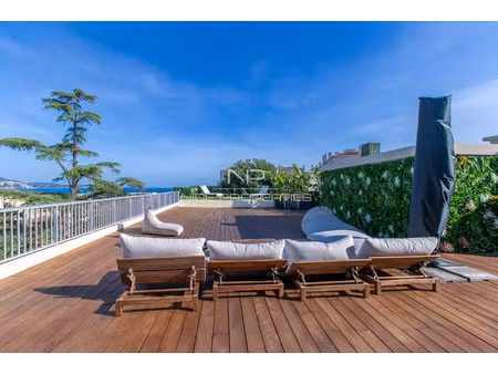 villa de luxe à vendre dans le quartier fabron