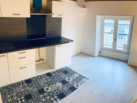appartement t1 saugues centre ville