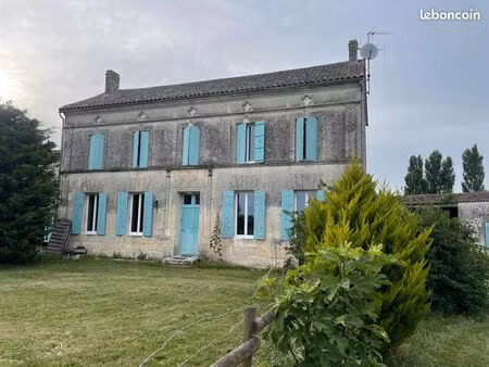 grande maison charentaise