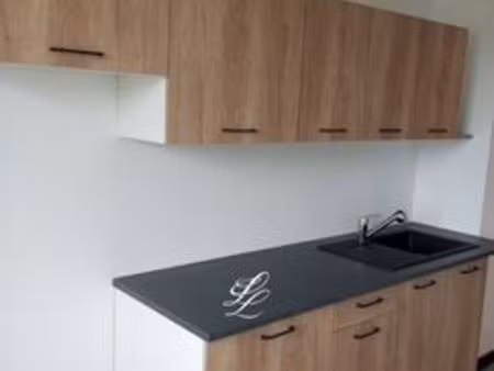 appartement 90m2 3 chambres garage et cave