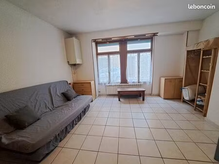 studio 1 pièce 23 m²
