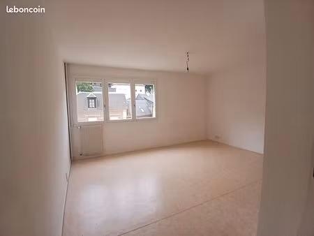 studio 1 pièce 35 m²