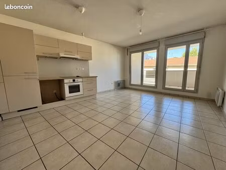 appartement 3 pièces 58 m²