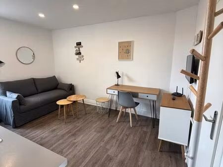 studio meuble  sct laon  570 toutes charges incluses (chauffage  eau chaude...)