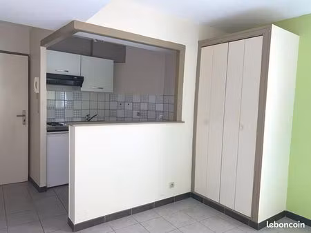 appartement 1 pièce 17 m²