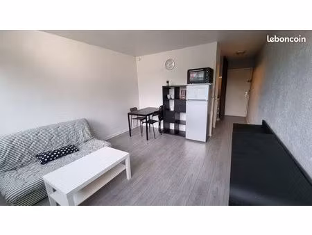loue studio 26 m2 à dardilly  porte de lyon