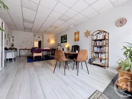 local 46 m²