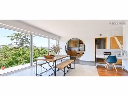 maison 6 pièces 215 m²