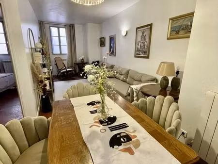 chambre 1 pièce 12 m²
