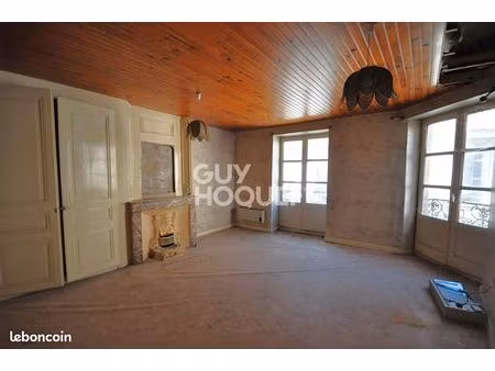 immeuble 8 pièces 165 m²
