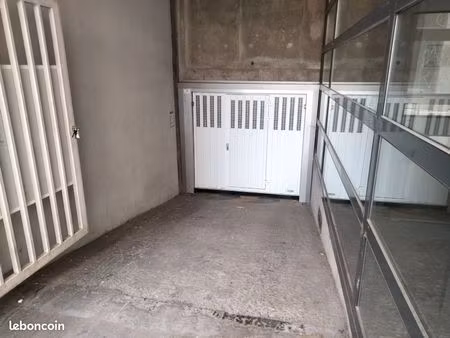 vends garage lyon 7 secteur mazagran