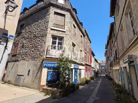 maison 8 pièces 165 m²