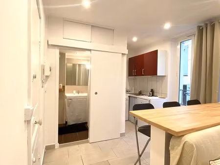 studio à la mer