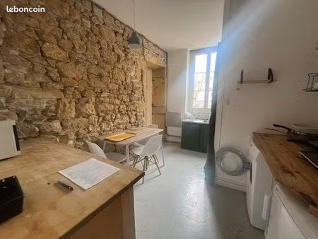studio mezzanine rue ste helene