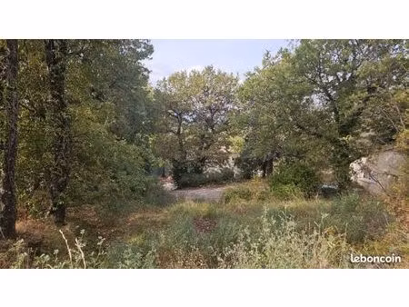 terrain 747 m² saint vallier de thiey