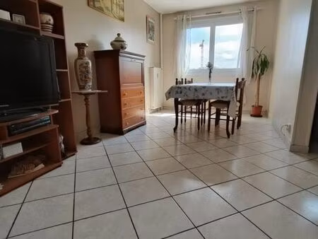 appartement t4
