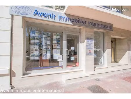 parking/box 16 m² antibes