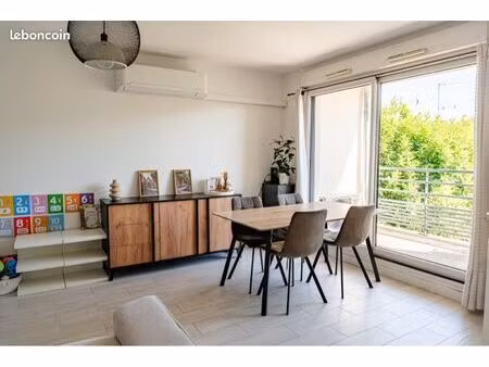bien exceptionnel t3 63m2 + 25m2 garage vaulx village