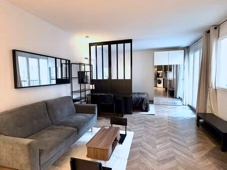 location juillet + août avec extérieur - ternes 75017