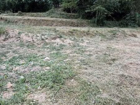 terrain d’exception de 1 490 m² au col de nice