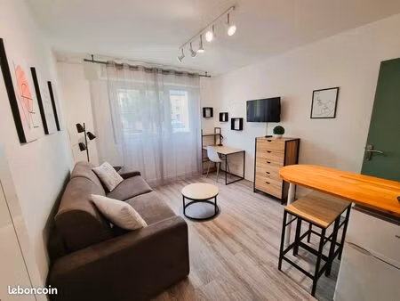 étudiant  pied-à-terre ou investissement - à 50 m de la plage - appartement meublé rénové 