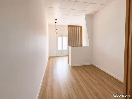 location local commercial  quartier clairière à fort de france