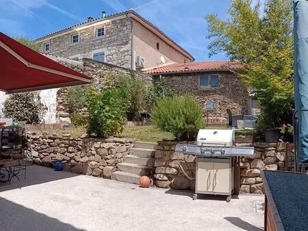 saint andeol le château. maison de village 115 m2 avec extérieur et terrasse