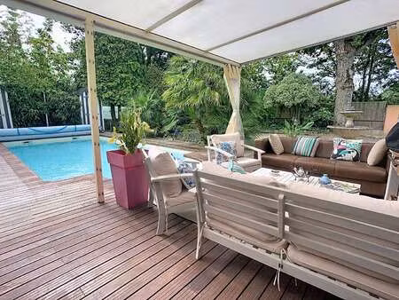 vente maison piscine à port-saint-père (44710) : à vendre piscine / 137m² port-saint-père
