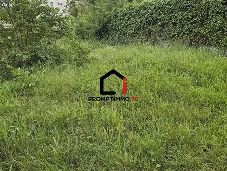 terrain 900 m² rivière-salée