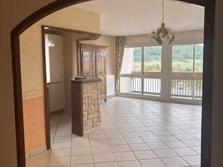 appartement 5 pièces 87 m²