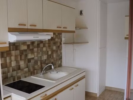 t2 60 b ave a. briand 15000 aurillac
