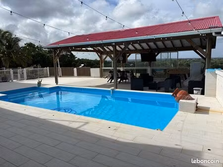 f3 meublé à sainte anne