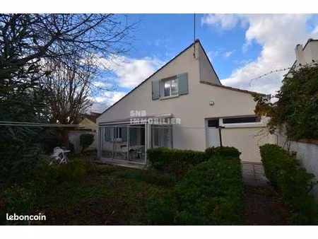 maison 5 pièces 104 m²