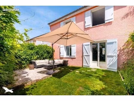pavillon 5 pièces 95 m²