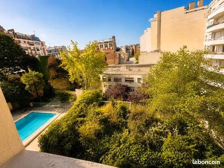 t3 – 65 m² – balcon – piscine –stationnement- lamarck‑caulaincourt