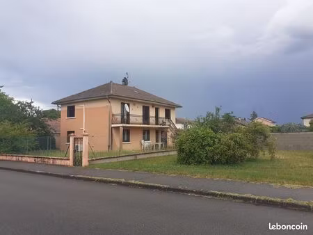 villa t6 sans agence à 2 logements